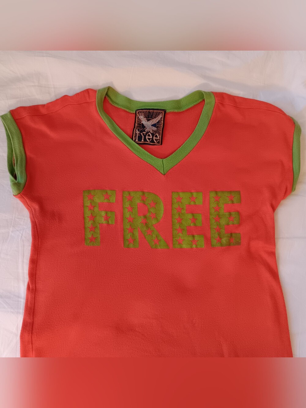 RARE Vintage 90s Graphic Orange & Green T-Shirt Cropped Top. Stars & V Neck